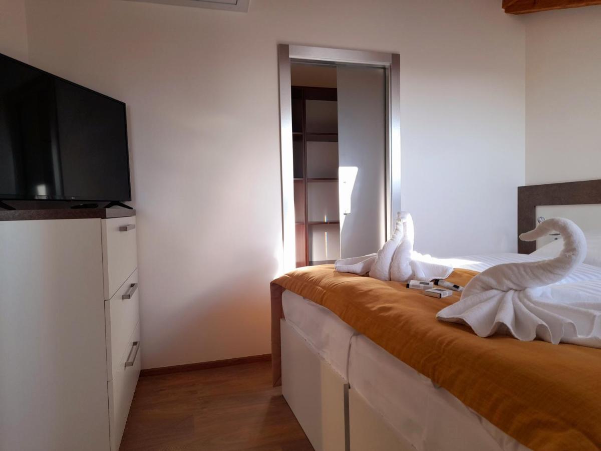Residence Marianska تشيسكي بوديوفيتسه المظهر الخارجي الصورة
